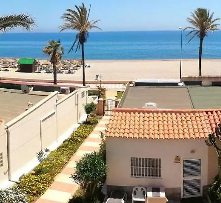 Estudio Frente Al Mar *